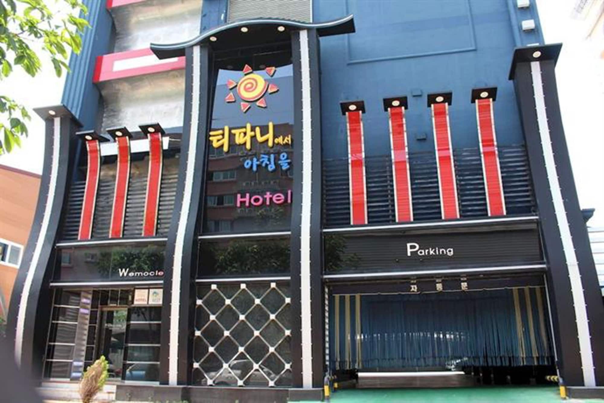Tiffany Motel Mokpo Exteriör bild